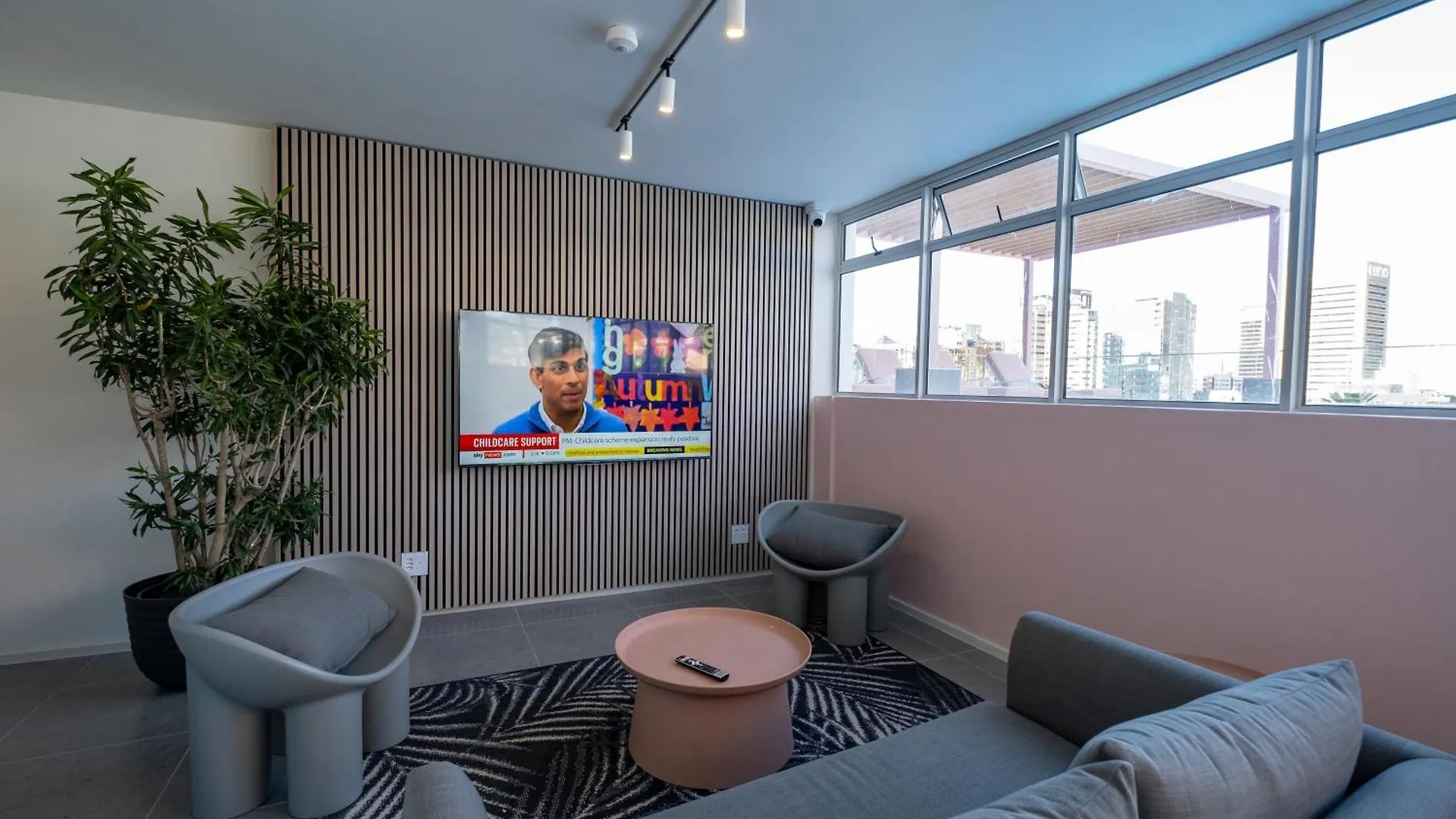 The Rose 506: Studio Apartment With Rooftop Pool Κέιπ Τάουν Νότια Αφρική